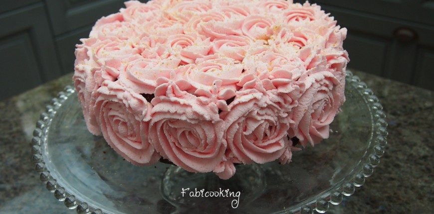 Délice Pistache Framboise et Chantilly à la rose