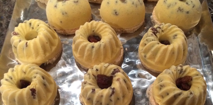 Crème glacée vanille, rhum, raisins