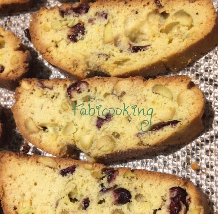 Biscotti pistache et cranberry