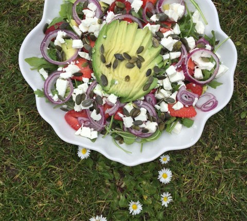 Salade d’avocat et fraises