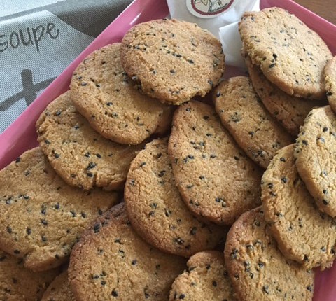 Biscuits aux deux sésames