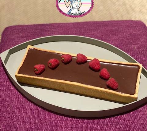 Tarte au chocolat et croustillant praliné pistache
