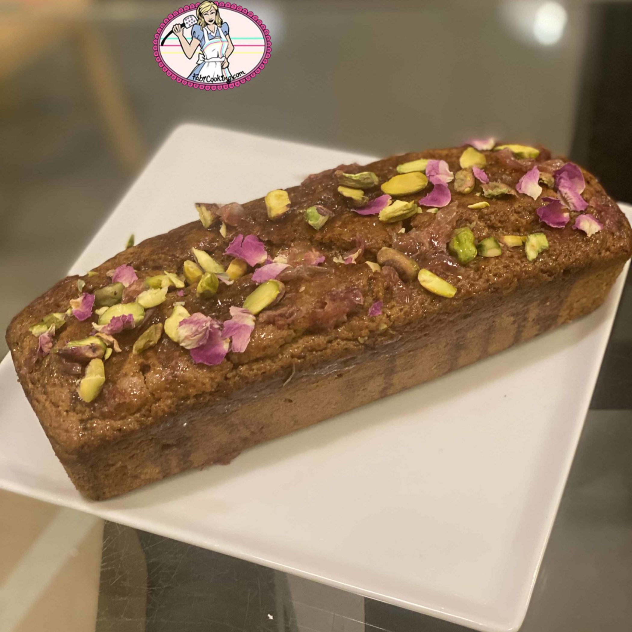Cake vegan tahini et rose