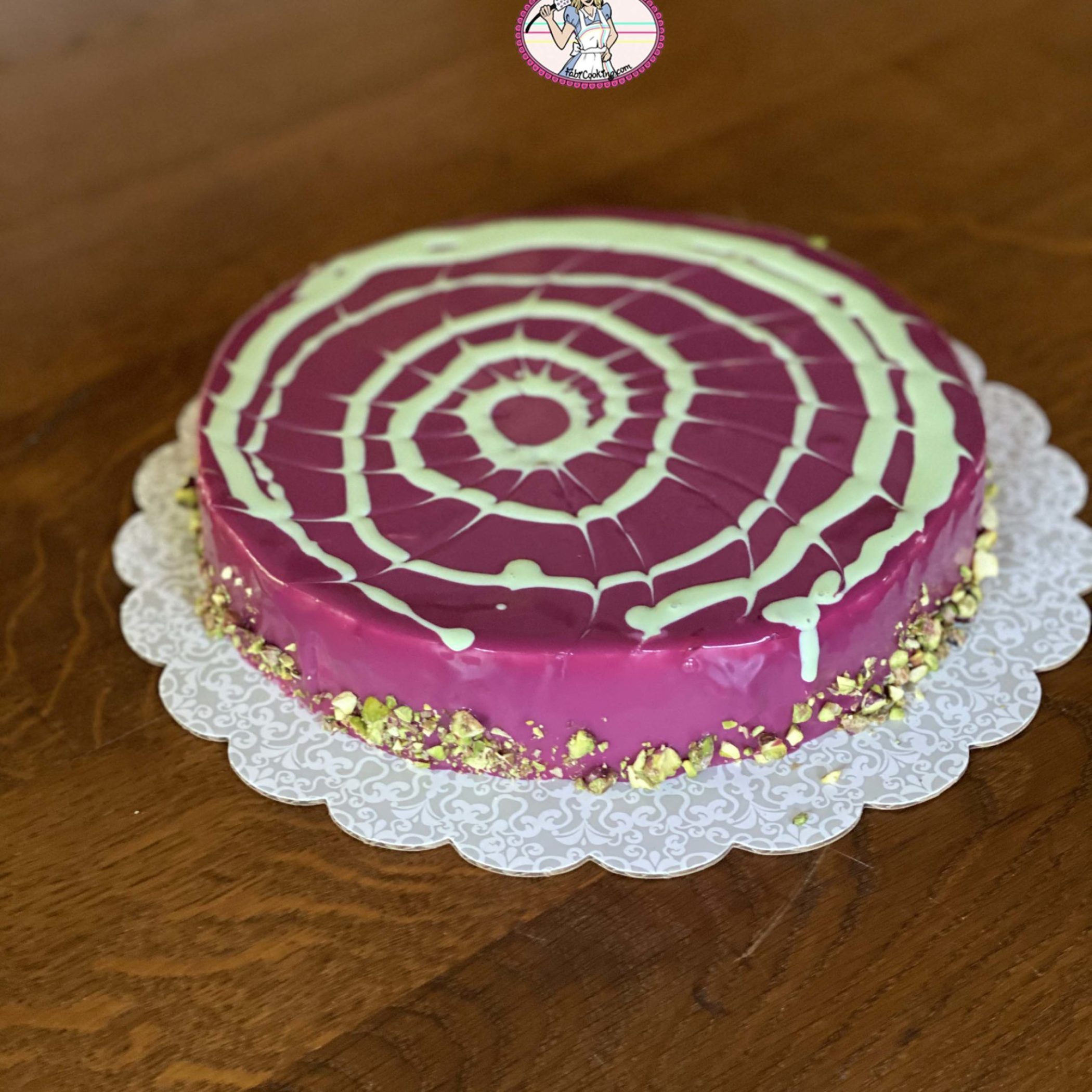 Entremets griotte et thé matcha