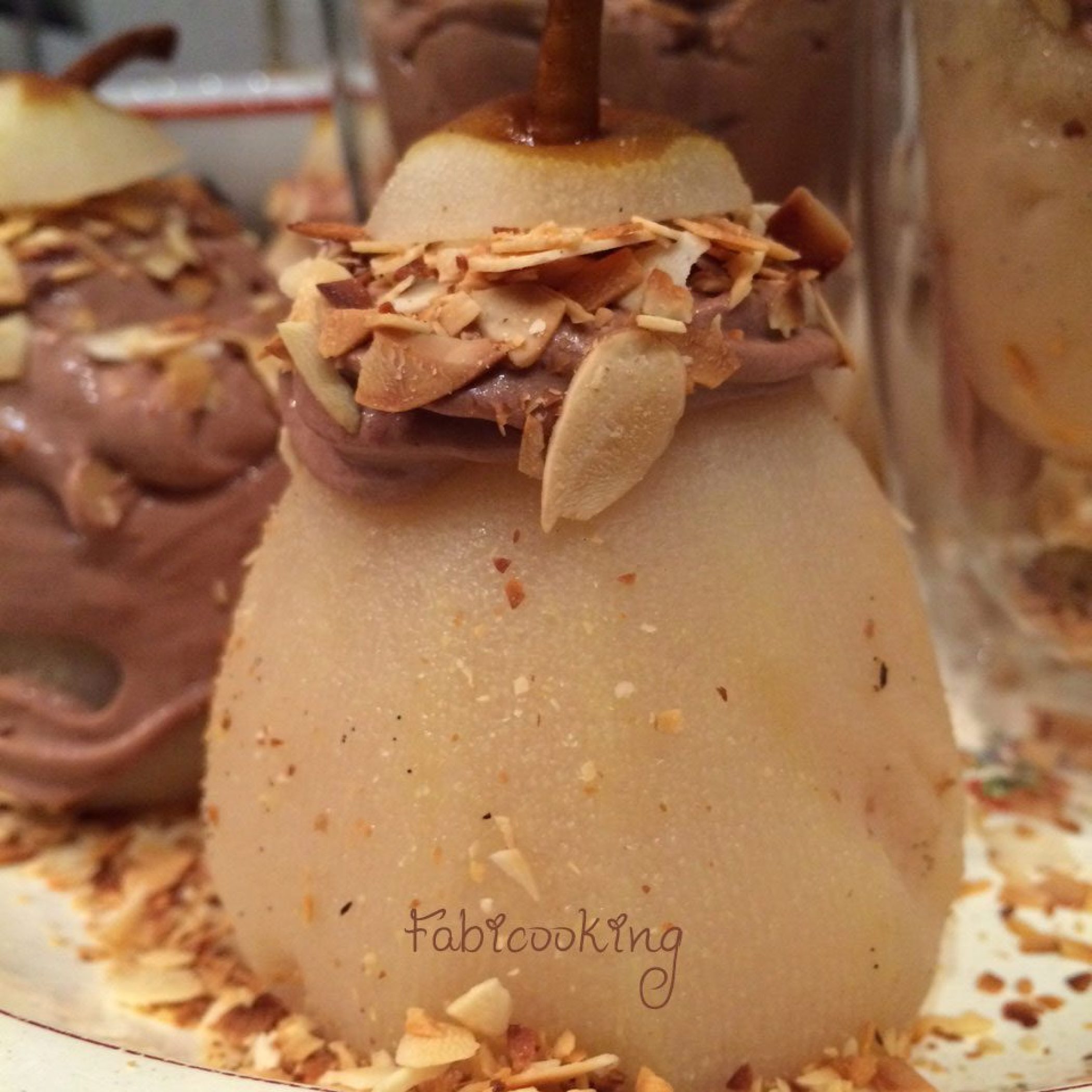 Poire-pochee-ganache-montee-choco